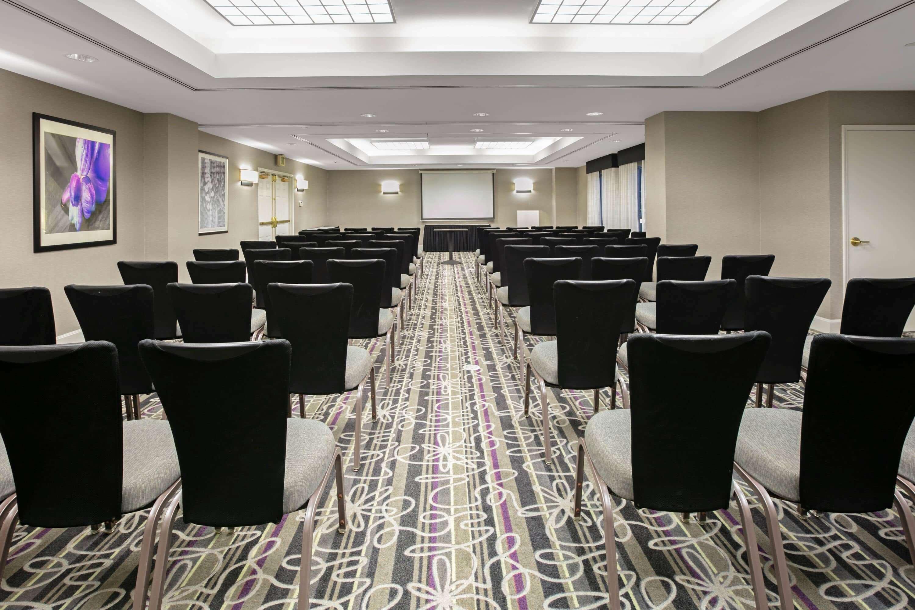 La Quinta By Wyndham Dfw Airport South / Irving Hotel Bagian luar foto