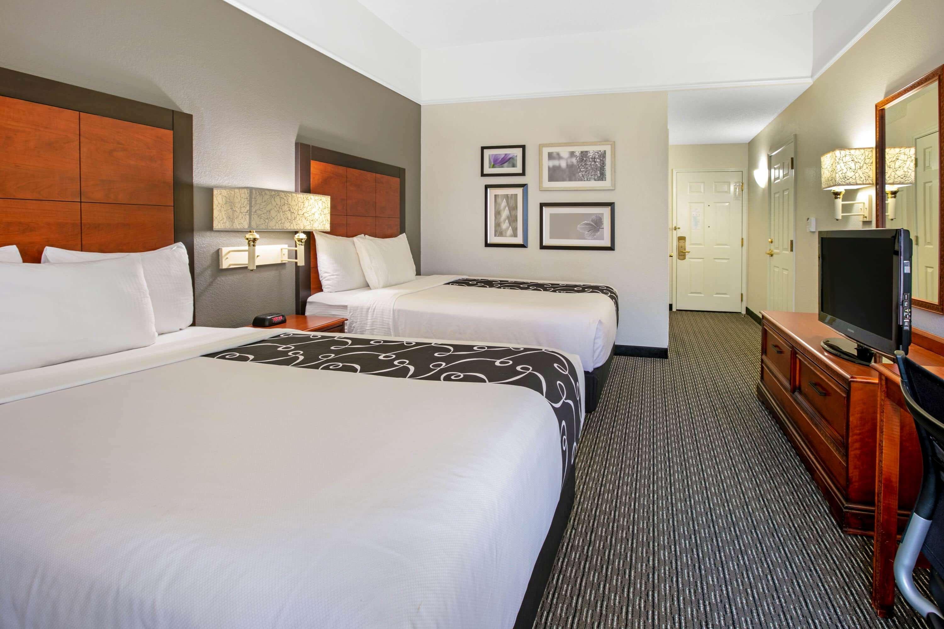 La Quinta By Wyndham Dfw Airport South / Irving Hotel Bagian luar foto