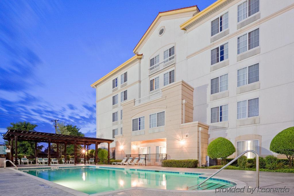 La Quinta By Wyndham Dfw Airport South / Irving Hotel Fasilitas foto